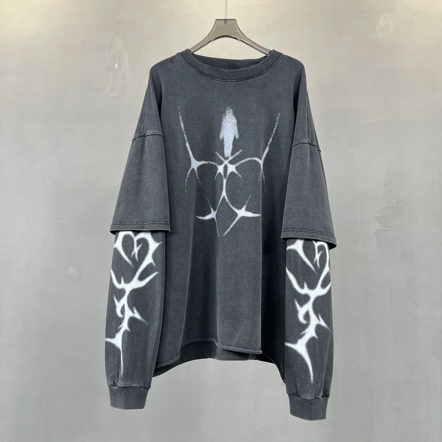 Printed long sleeved T-shirt with round neck